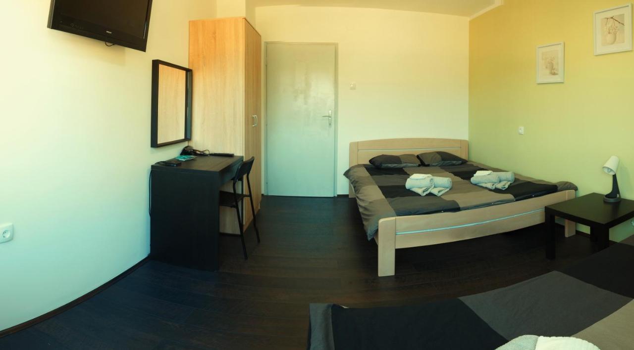 Apartman Terassa โดนยี มิลาโนวัซ ภายนอก รูปภาพ