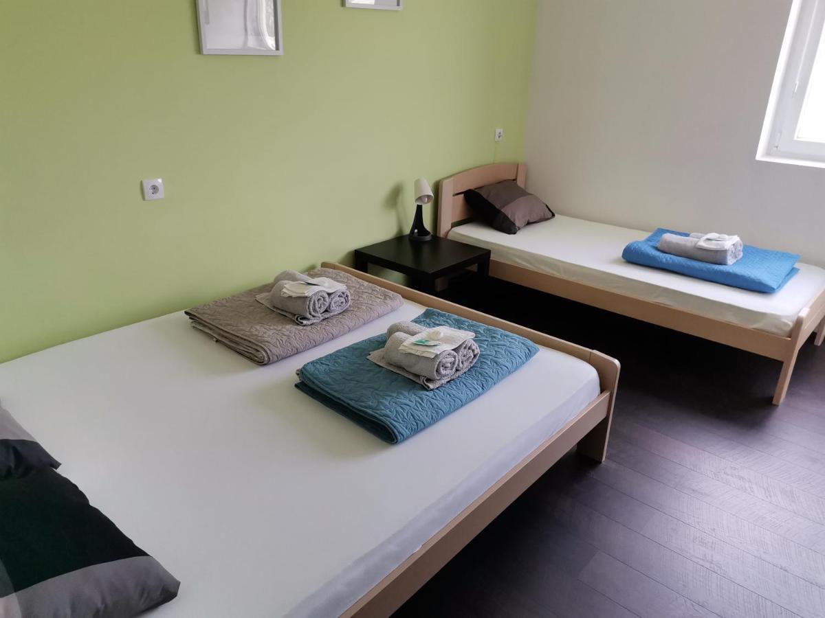 Apartman Terassa โดนยี มิลาโนวัซ ภายนอก รูปภาพ