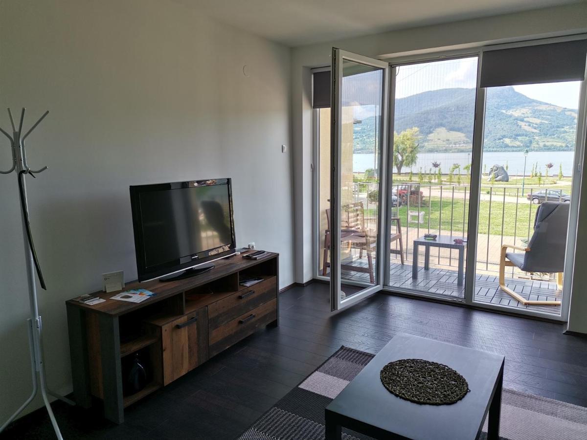 Apartman Terassa โดนยี มิลาโนวัซ ภายนอก รูปภาพ