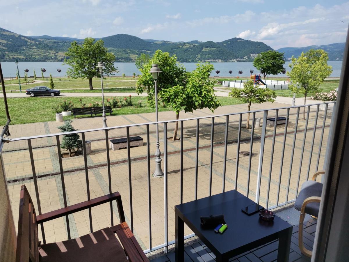 Apartman Terassa โดนยี มิลาโนวัซ ภายนอก รูปภาพ