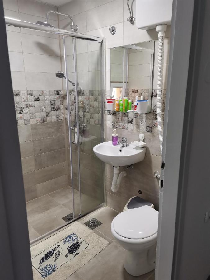 Apartman Terassa โดนยี มิลาโนวัซ ภายนอก รูปภาพ