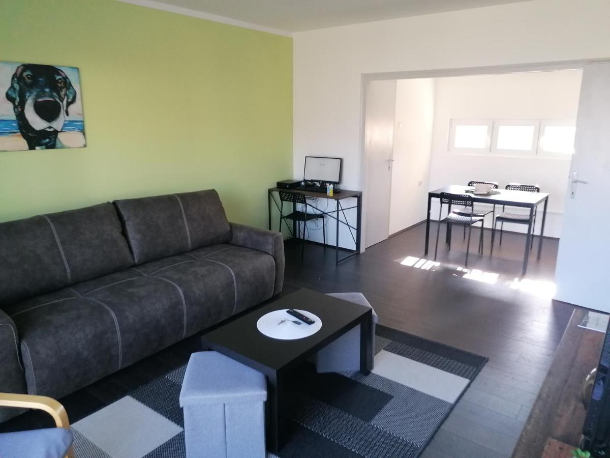Apartman Terassa โดนยี มิลาโนวัซ ภายนอก รูปภาพ